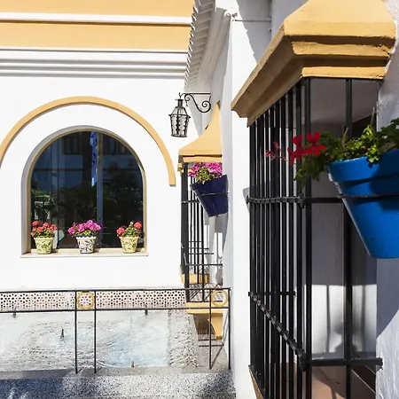 Globales Cortijo Blanco 3* Marbella