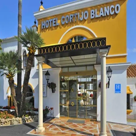 Globales Cortijo Blanco Hotel