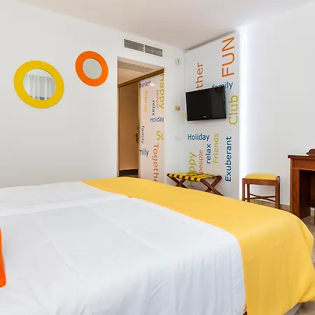 Otel Globales Cortijo Blanco Marbella