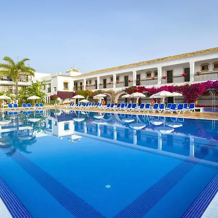 מלון Globales Cortijo Blanco 3*